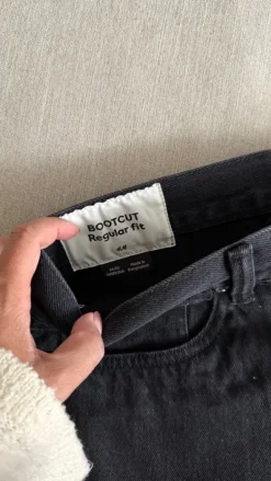 Bootcut Jeans