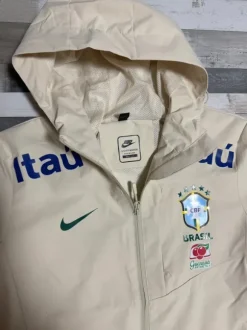 Brasilien Nike Windbreaker Creme/ weiß. S