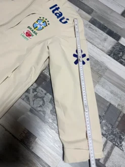 Brasilien Nike Windbreaker Creme/ weiß. S