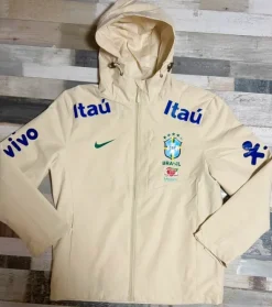 Brasilien Nike Windbreaker Creme/ weiß. S