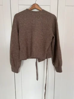 Braune Strickjacke von & Other Stories in Gr. S