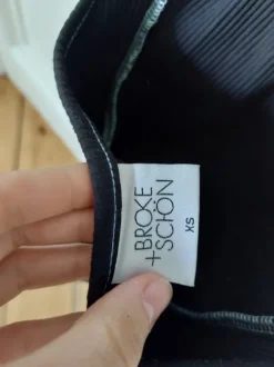 Broke & Schön Body black