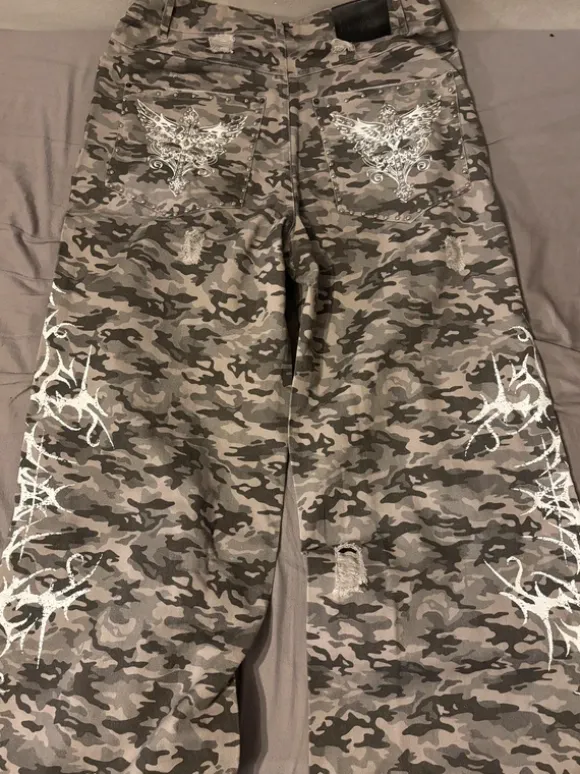 Bruised LA Monster Camouflage Pants