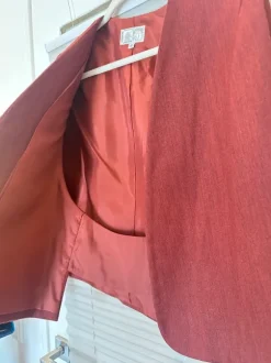Burgundy blazer/ shawl S / M