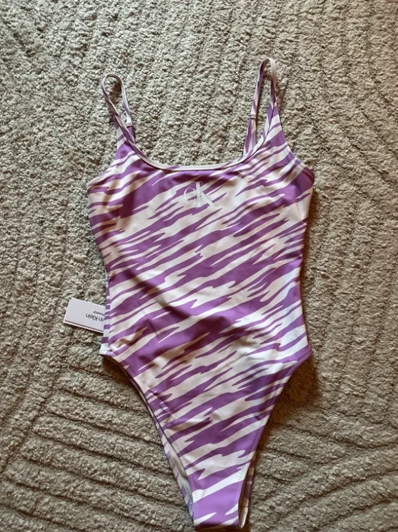 Calvin Klein Damen Badeanzug mit schönem Rückenausschnitt, Gr. XS