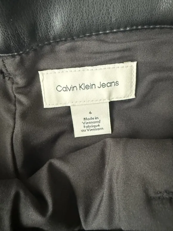 Calvin Klein Leder Shorts