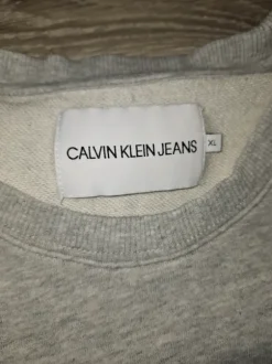 Calvin Klein Sweatshirt XL
