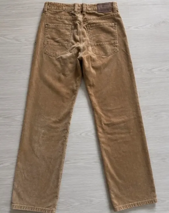camel active cordhose im vintage / y2k style richtig cleaner fit mit perfekter washed opti