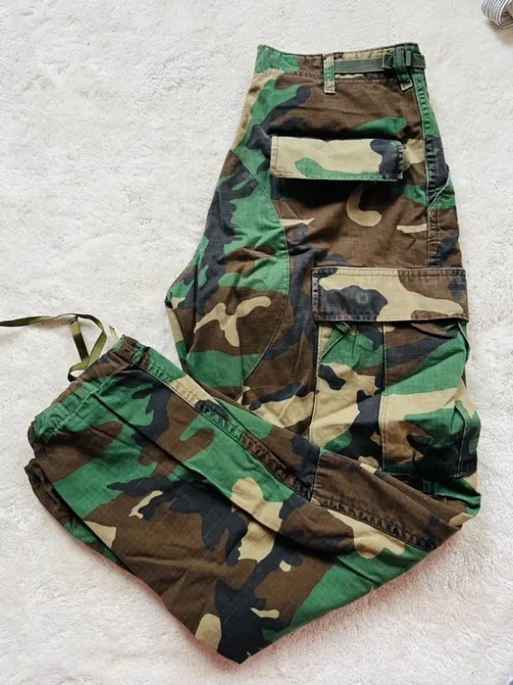 Camouflage Cargo Hose / Army Style / Baggy Hose / Gr. M–L