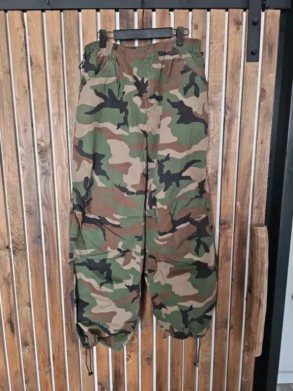 Camouflage parachute broek