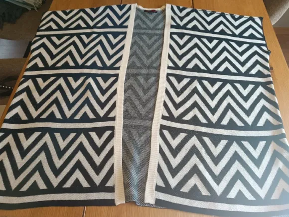 Cape (von Tom Tailor)