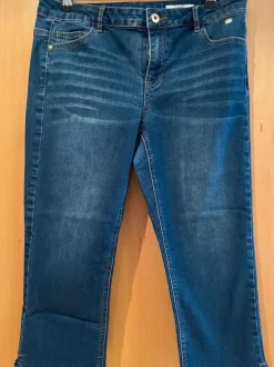 Capri Jeans