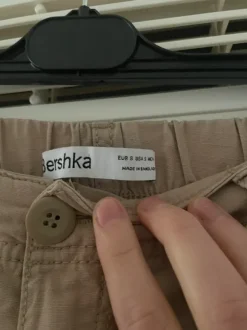 Cargohose Bershka // S