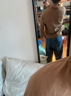 Carhartt sweater