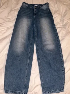 Carpenter Baggy Barrel Jeans von Bershka 90s 2000er