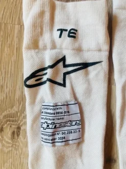 Chaussettes pilote Alpinestars FIA – Taille L – Homologuées jusqu’en 2034 – 2 paires dispo