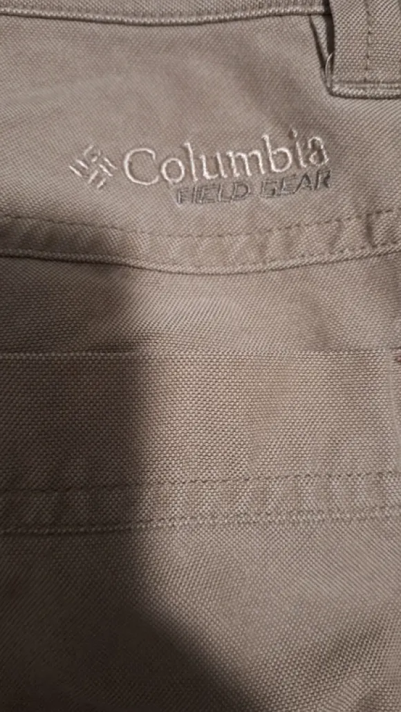 Columbia Field Gear Wanderhose – W34/L30 – Omni-Shield – Khaki