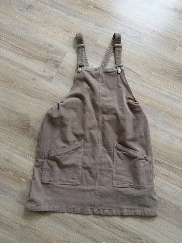 Cord Latzkleid Schwangerschaft / Umstandsmode