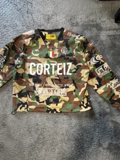 Corteiz sponsor pullover