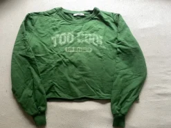 Cropped Pulli