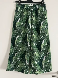 Culotte Stoff Hose mit Muster grün Blätter