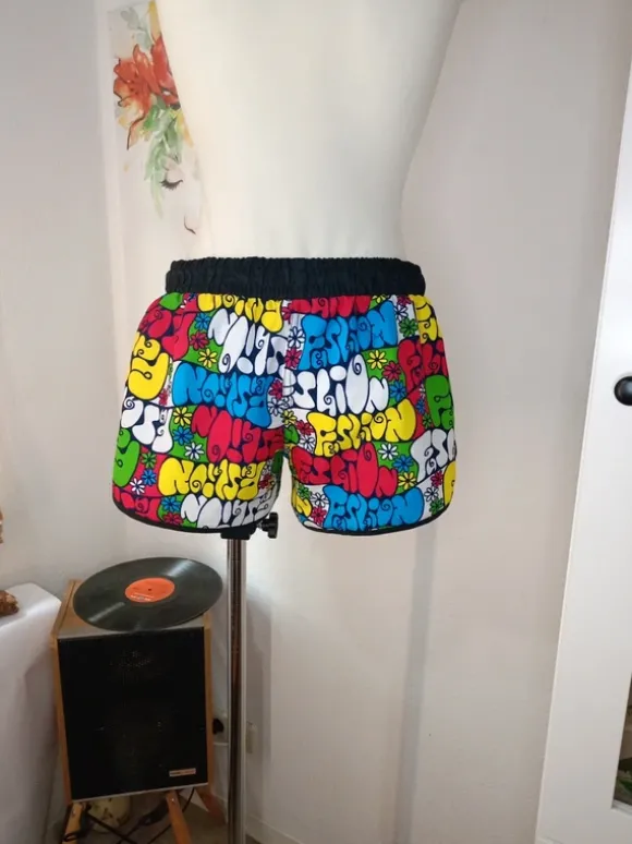 Damen-Shorts – neu ohne Etikett.