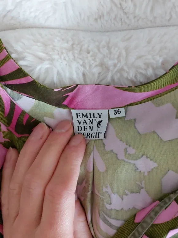 Designerbluse von Emily van den Bergh
