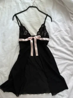 dessous Kleid