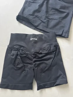 Dfyne set zwart