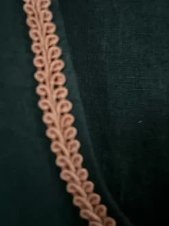 Dirndl Handarbeit