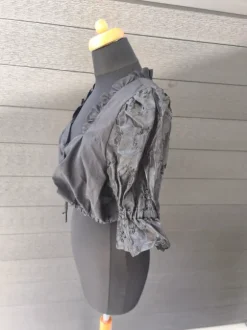 Dirndlbluse