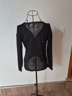 Dünner Pulli in Wickeloptik