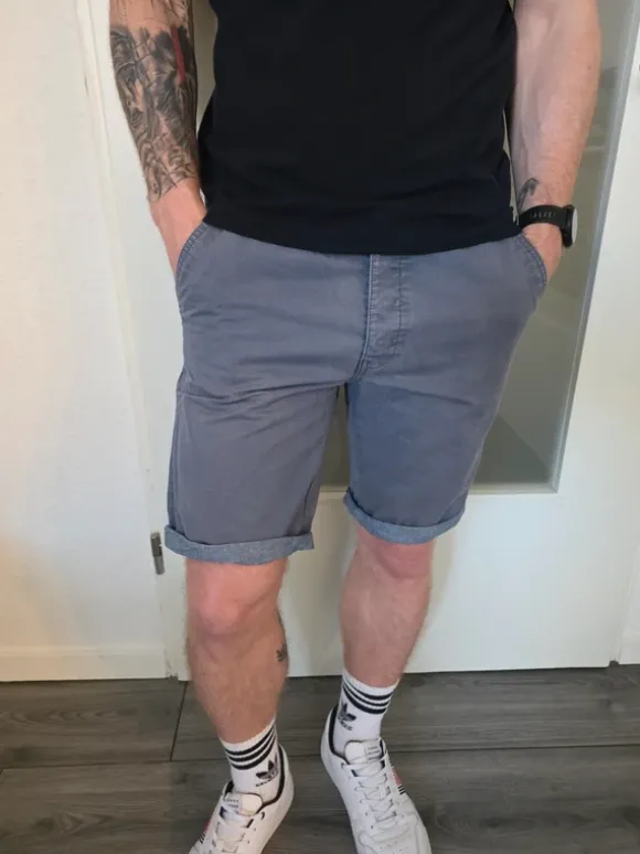 Dunkelblaue Chino Gr 32