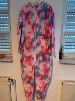 Einteiliger Pyjama