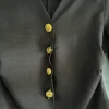 Elegantes braunes Oberteil/Cardigan mit goldenen Knöpfen
