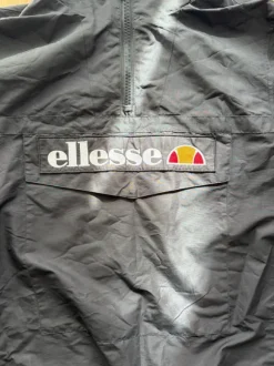 Ellesse Windbreaker Jacke Schwarz – Größe L