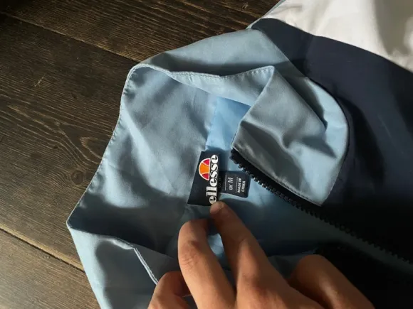 Ellesse Windbreaker Quarter-Zip | M