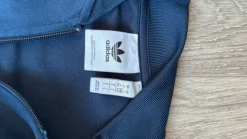 Ensemble training adidas marine