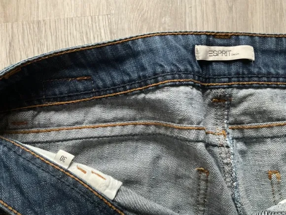 Esprit Jeans Shorts Gr. 30