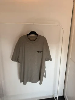 Essentials fear of god dark oatmeal - in goede staat (nieuw) - maat m - direct leverbaar