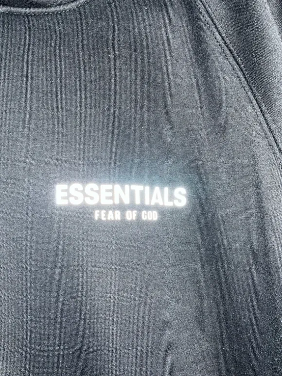 Essentials Hoodie in Größe M