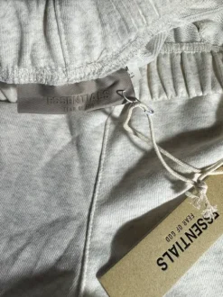 Essentials kurze Hose