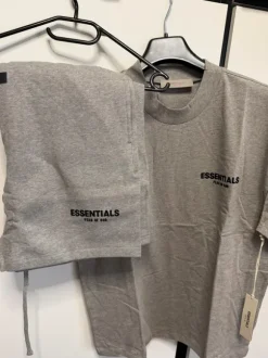 Essentials zomerset maat M oversized dark oatmeal