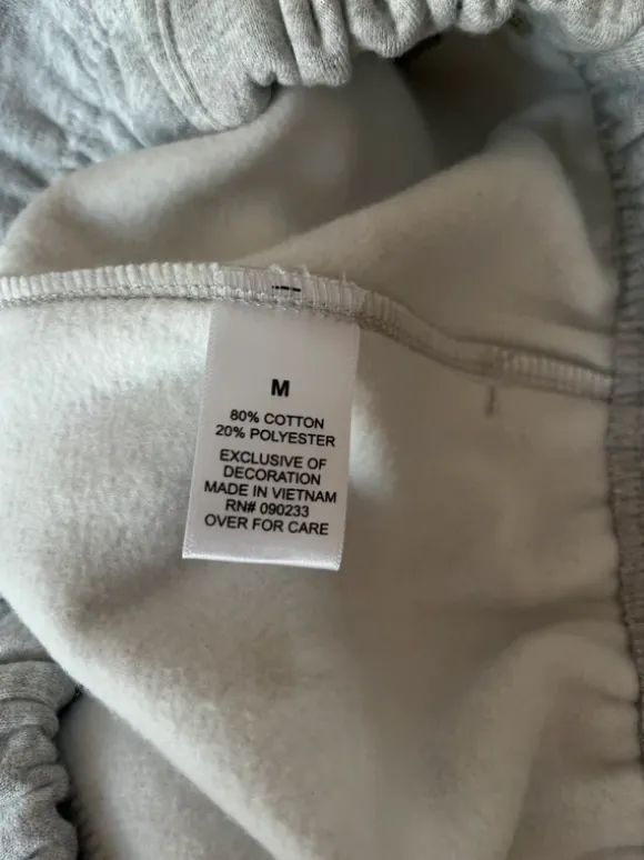 Fear of God Essentials Oversized Shorts- Grey - size: M