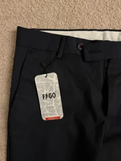 Figo Herrenanzugshose Größe w30 Neu