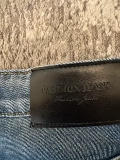 Flared Jeans