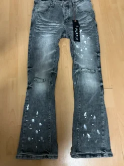 Flated Jeans neu