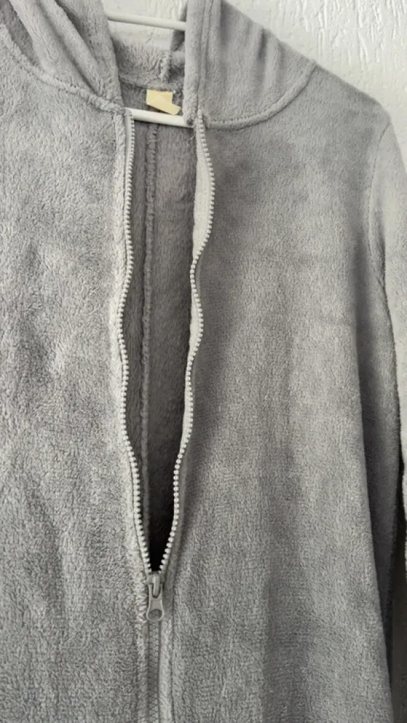 Flauschiger Jumpsuit (Einteiler)