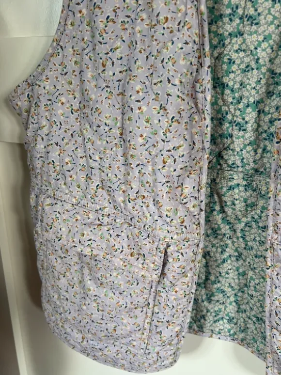Florale Weste mit Blumenmuster pastell flieder