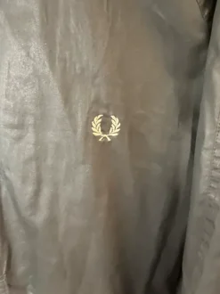 Fred Perry Harrington Jacke | Schwarz | XL | Sehr guter gebrauchter Zustand